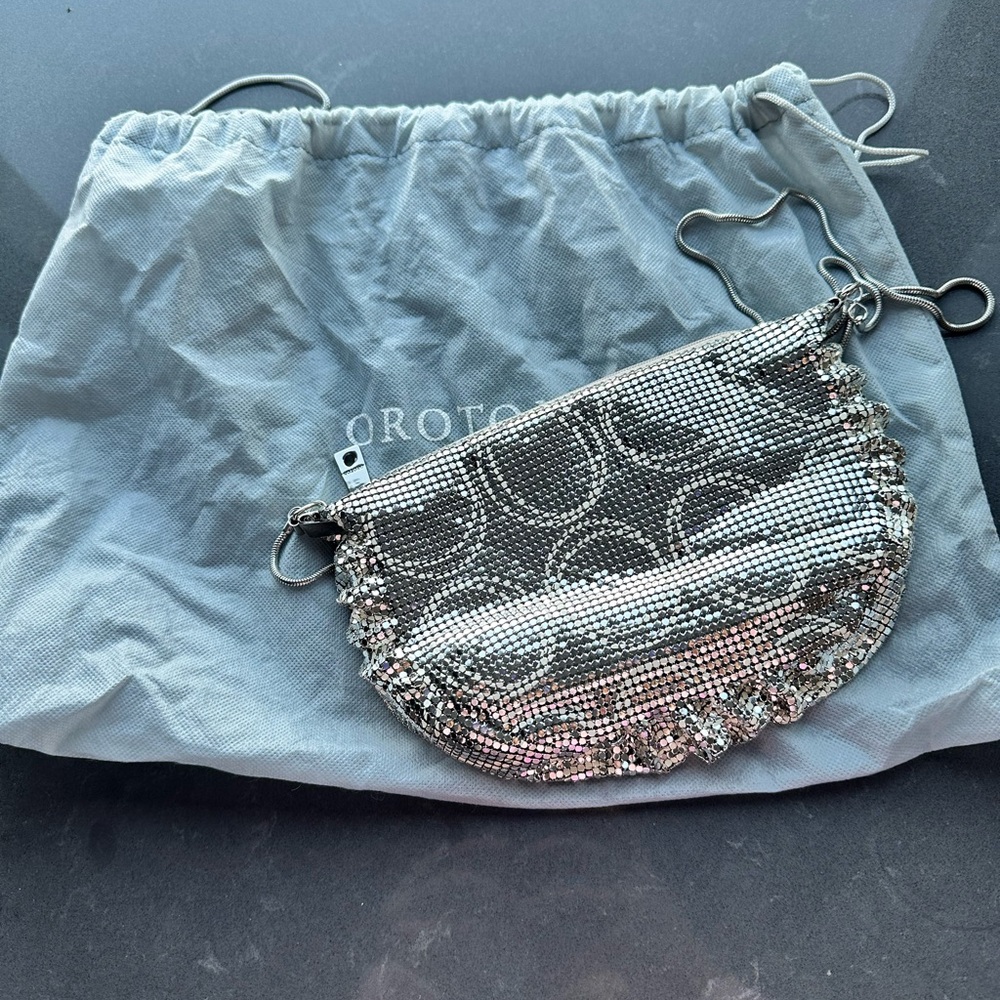 Oroton Silver Glomesh Clutch with Shimmering Design